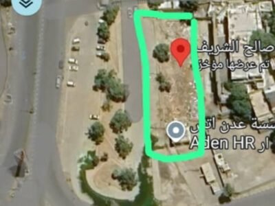 أرضية تجارية مميزة للبيع – خور مكسر (الشابات)